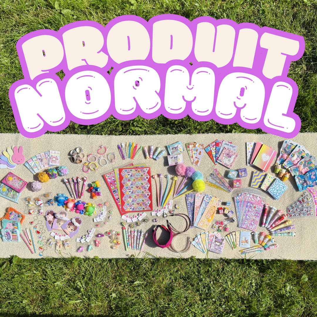 Contenu type d'un scoop papeterie kawaii Scoop by Coralie : stylos, stickers, carnets, marque-pages et accessoires