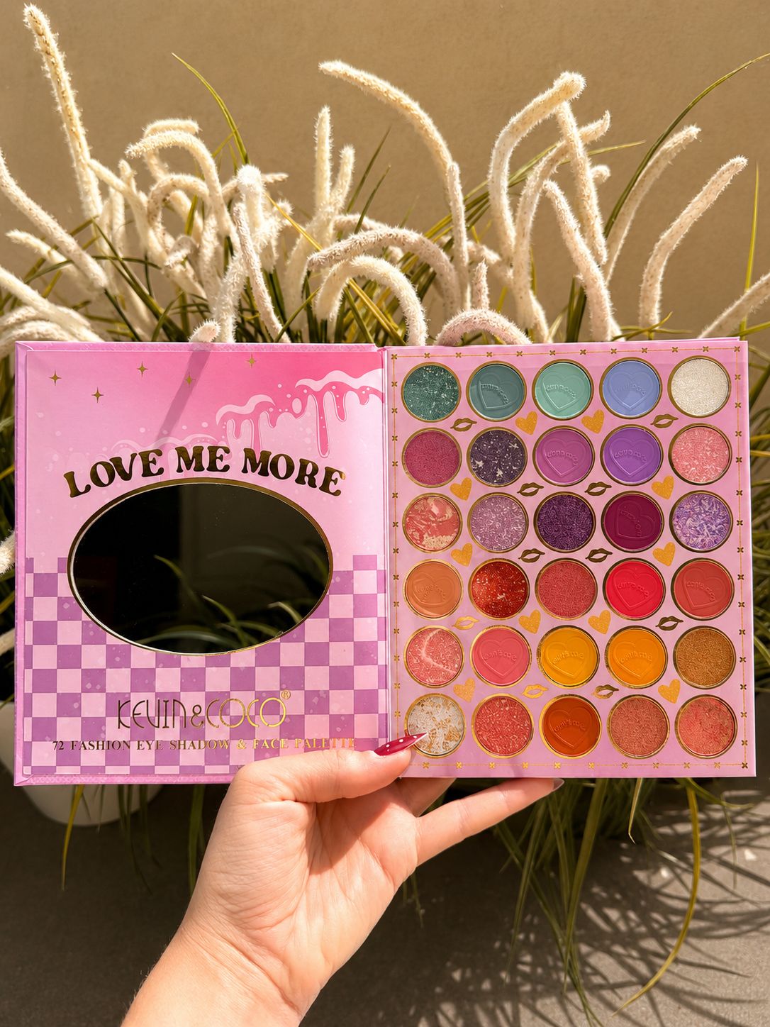 Palette yeux et visage Kevin & Coco, page Love Me More