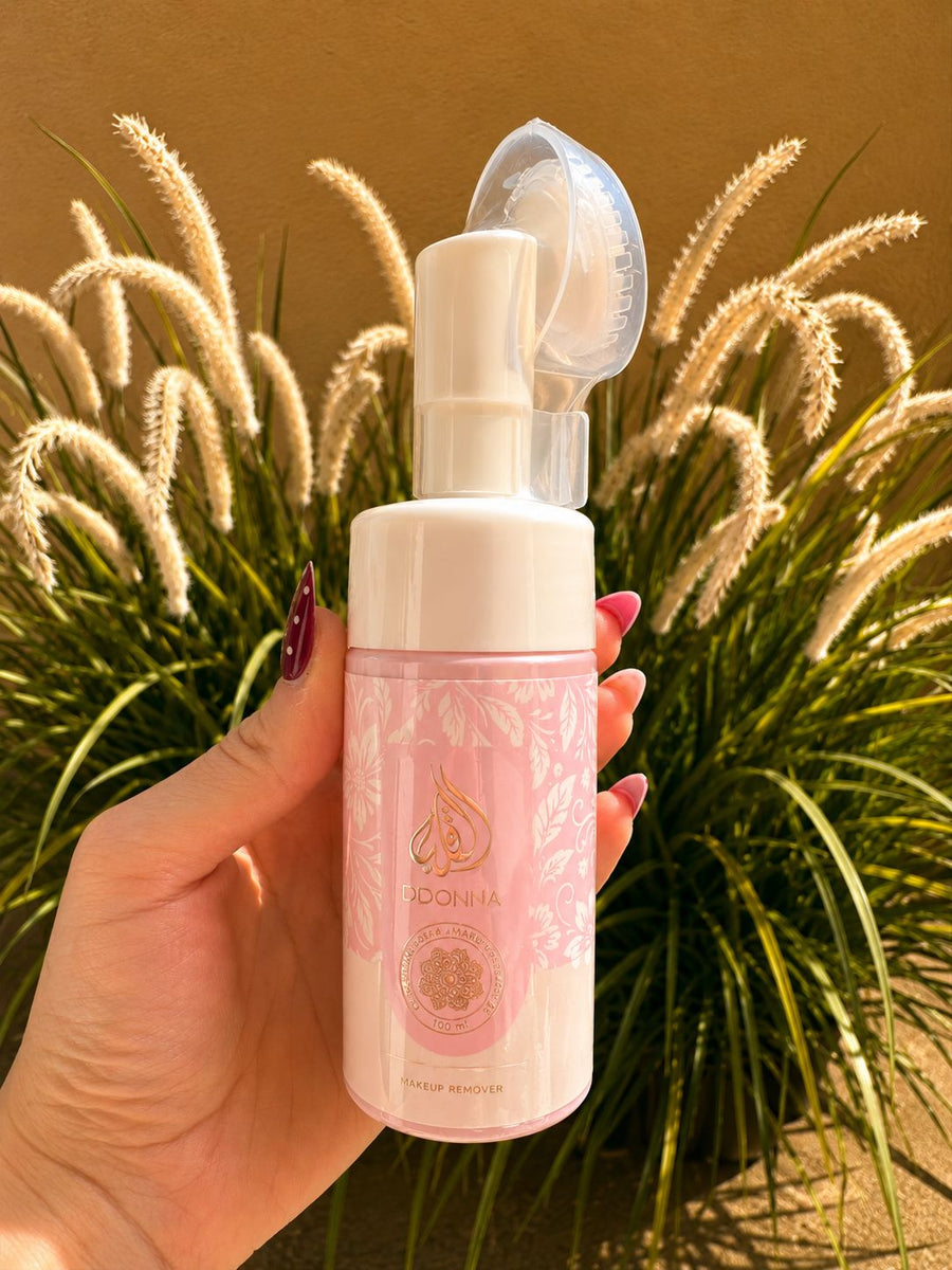 Mousse démaquillante avec brosse – D’Donna